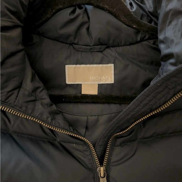 Michael Kors Puffer Vest - Picture 3 of 4